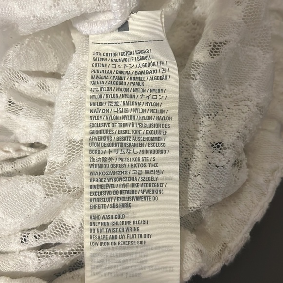 Abercrombie & Fitch Cream Crochet Lace Blouse Size M - Picture 5 of 5